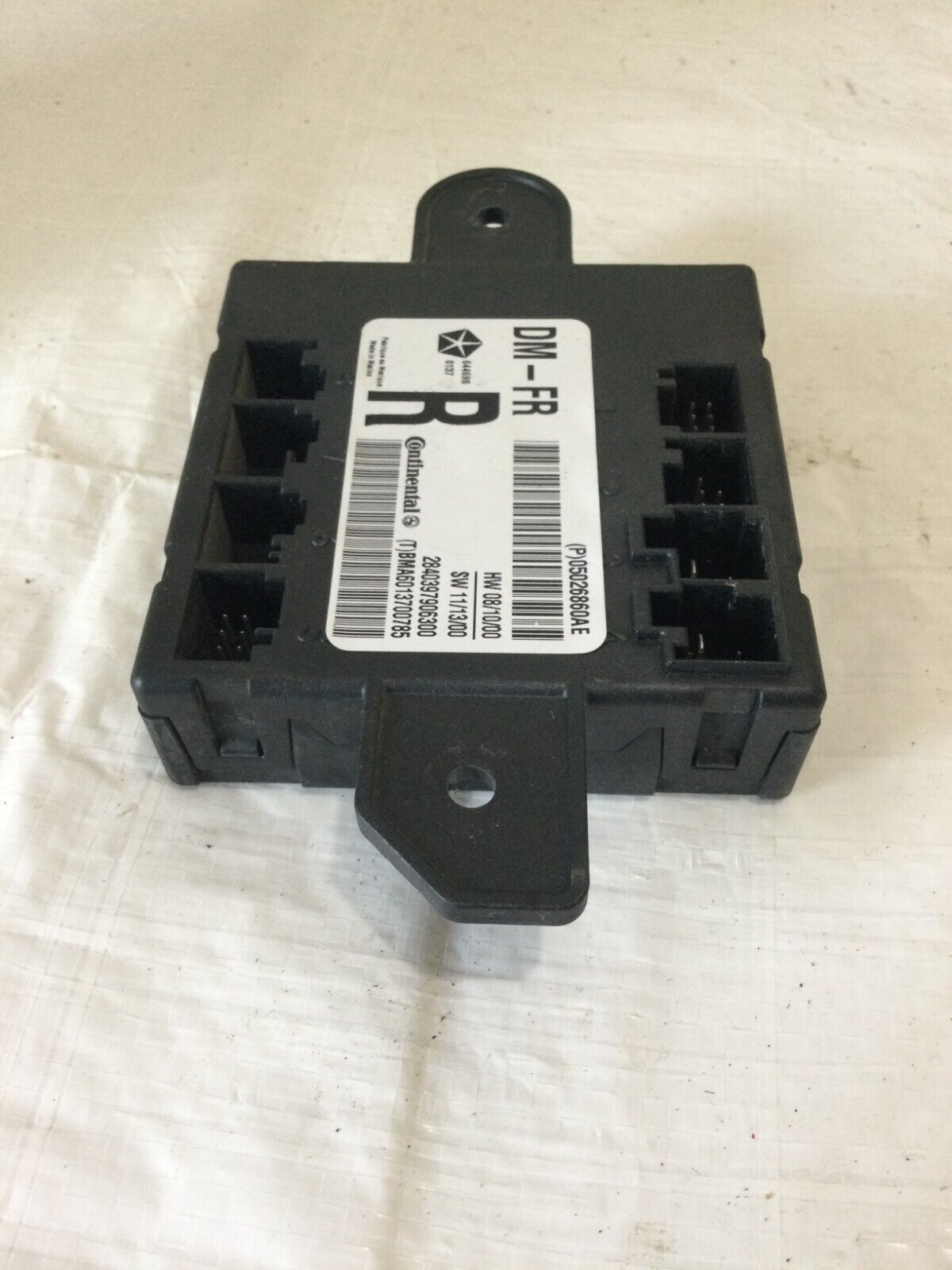 2017 Dodge Grand Caravan Front Right Passenger Door Module OEM 05026860AD