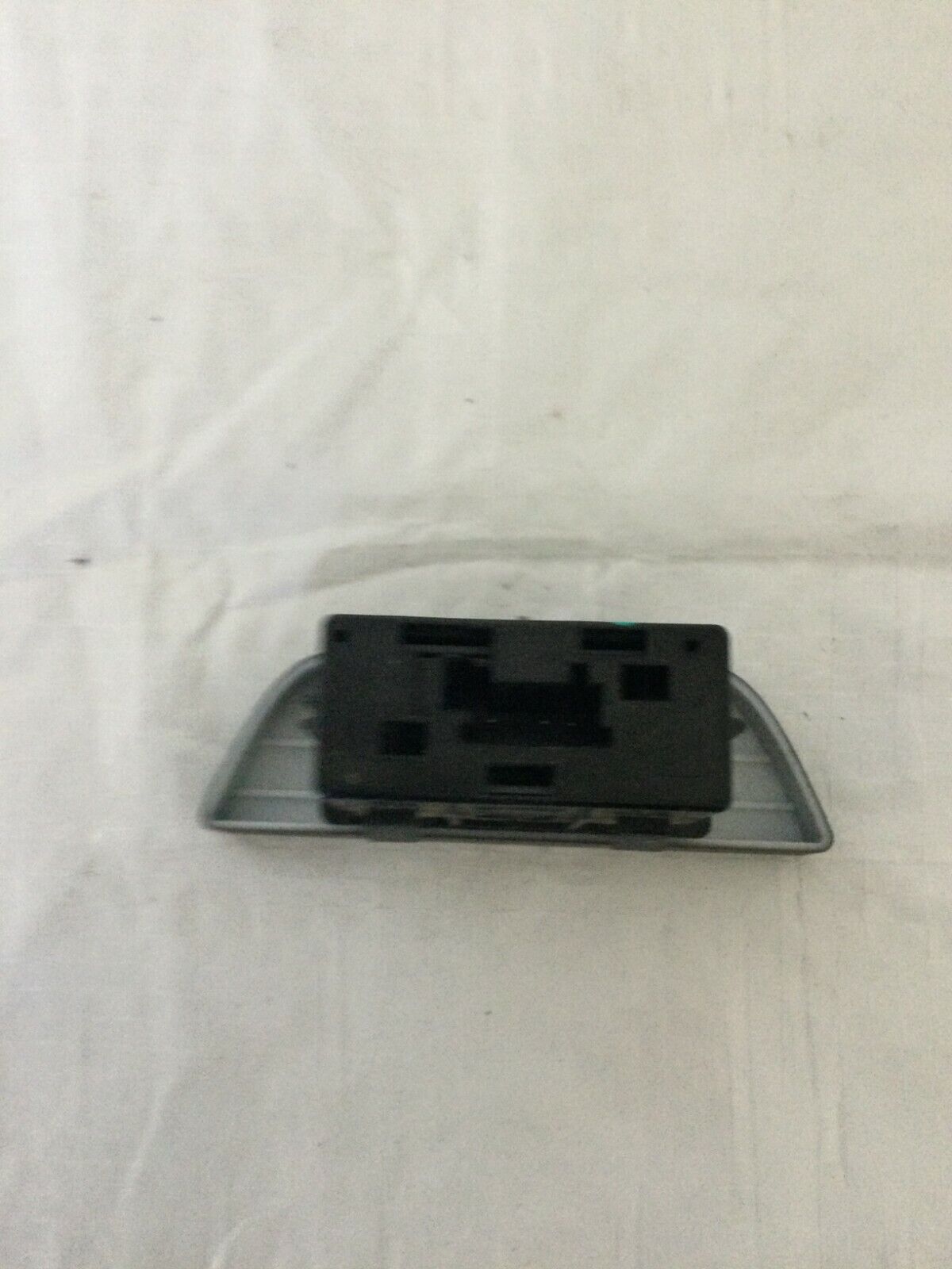 2016-2018 Chevrolet Cruze Hazard Flasher Switch OEM 13409820