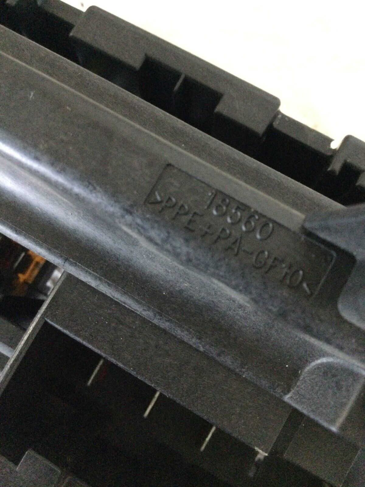 2004 BMW 745i E65/E66 Cabin Fuse Box OEM