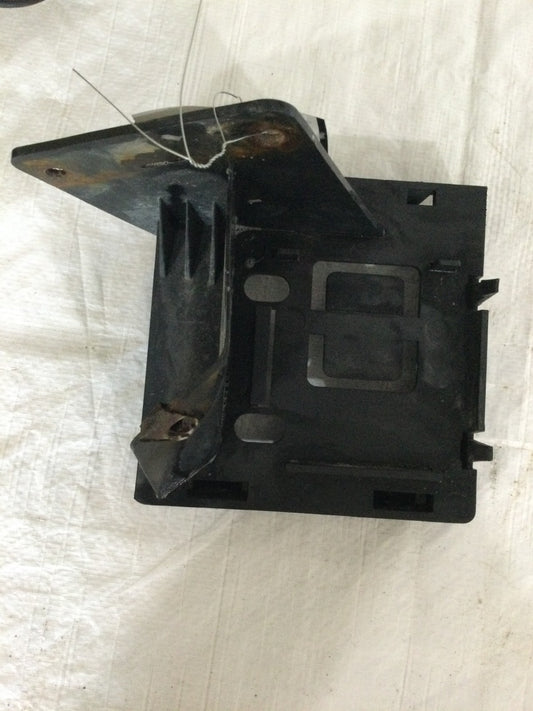 2008 GMC Yukon Engine Control Module (ECM) Bracket OEM 15850348