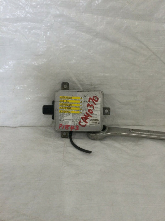 2013 Mitsubishi Outlander Headlight Xenon Ballast Control Module OEM