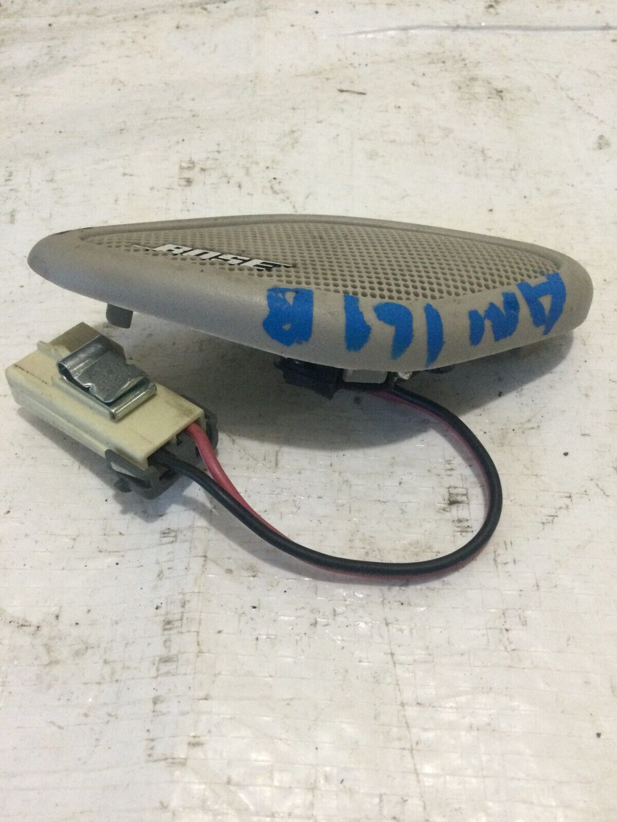 2007 Cadillac Escalade Speaker Right side 528901581 OEM