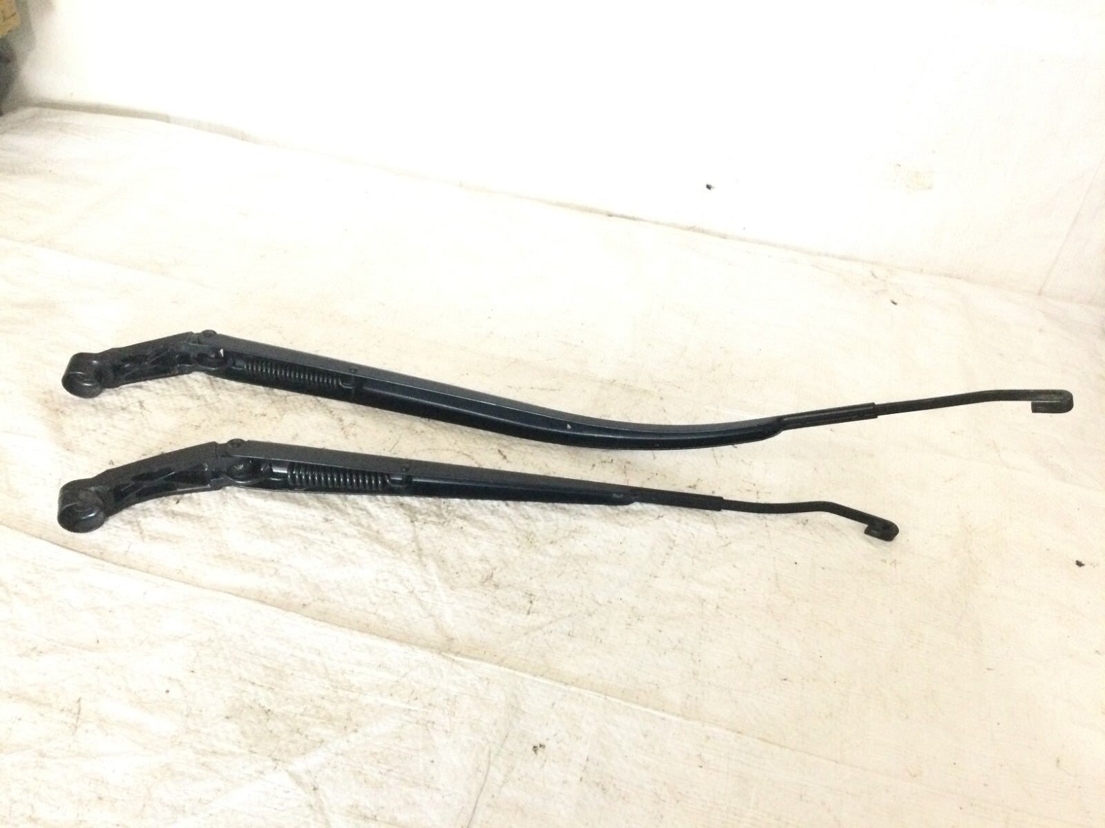 2017 Toyota Corolla Wiper Arm Set OEM