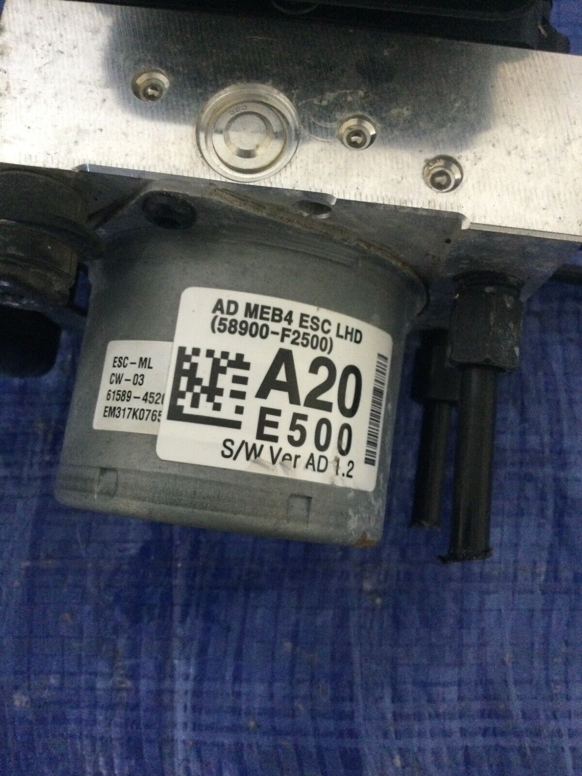 2017-2018 Hyundai Elantra Abs Pump Control Module 58900-F2500 OEM