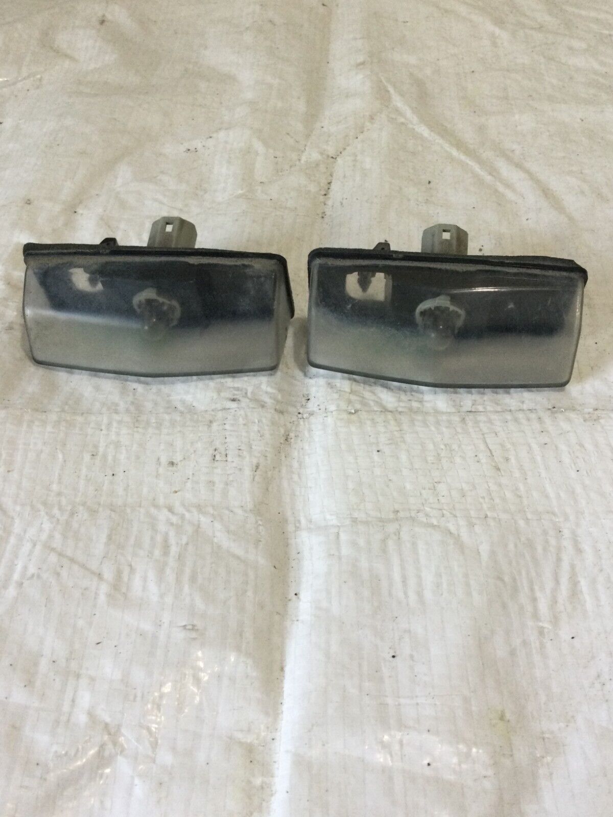 2004-2009 Toyota Prius License Plates Lights Pair OEM