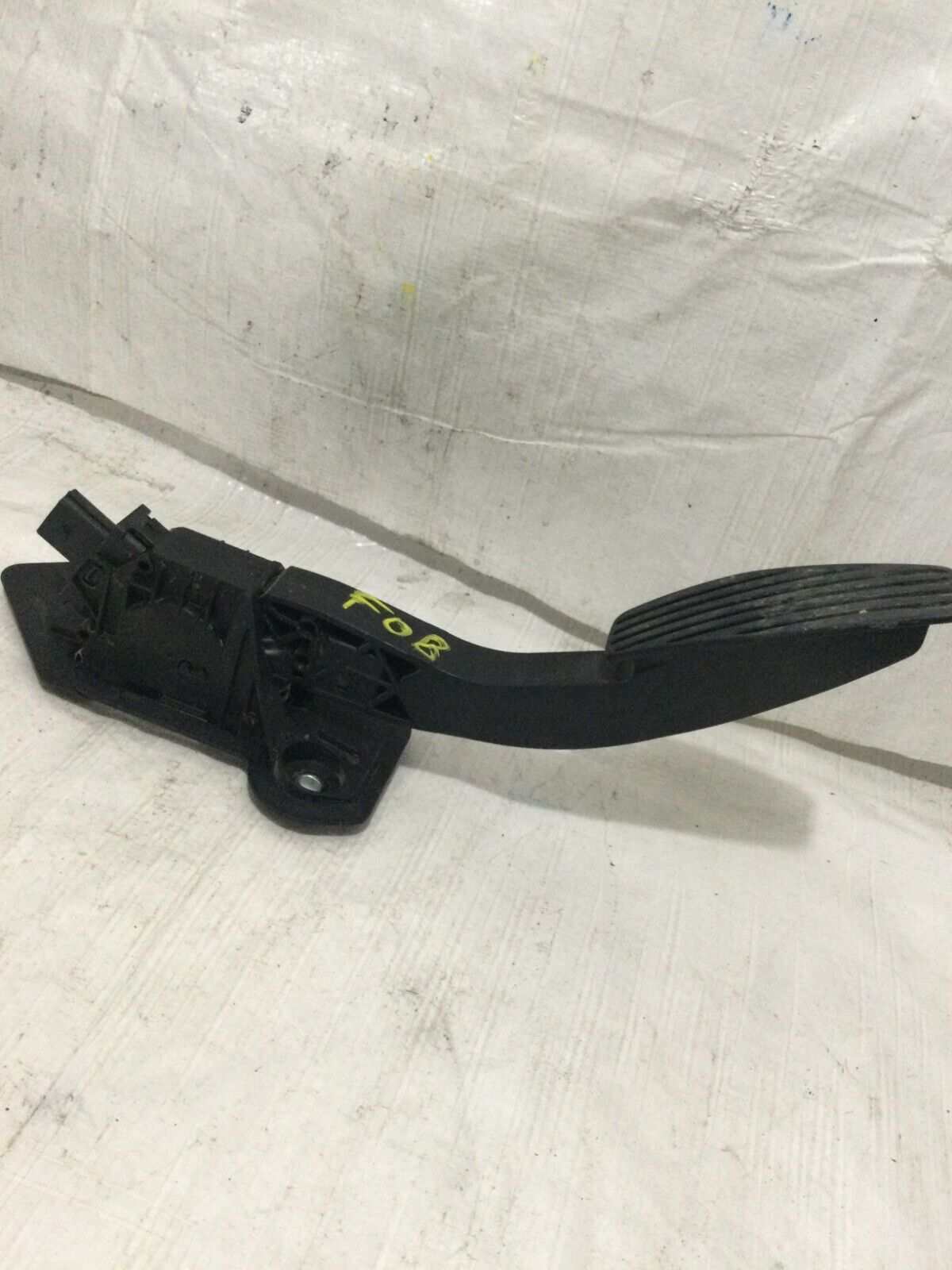 2021 Chevrolet Silverado 1500 Accelerator Gas Pedal OEM