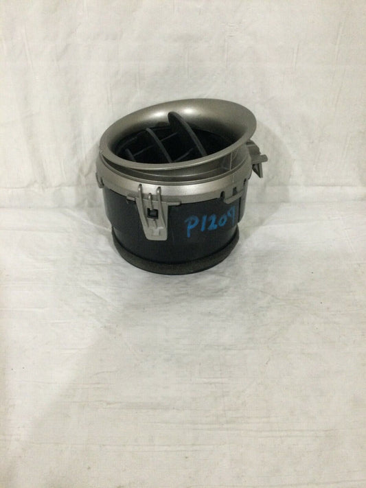 2016 Toyota RAV4 Front Dash Air Vent 55660-0R010 OEM Right RH