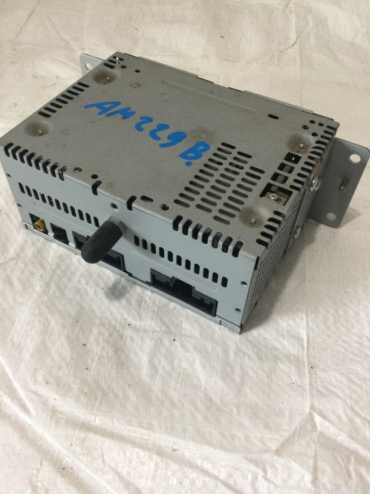 2016-2018 Ford F-150 F150 Audio Equipment Radio Receiver AM-FM-CD-MP3 OEM