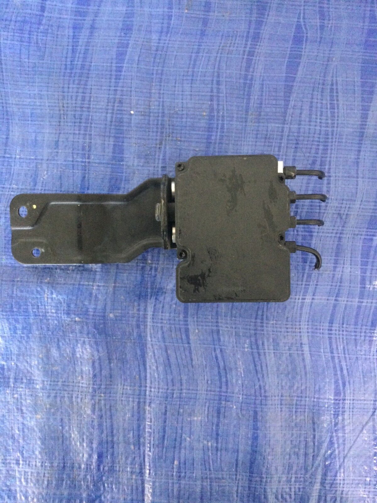2017-2018 Hyundai Elantra Abs Pump Control Module 58900-F2500 OEM