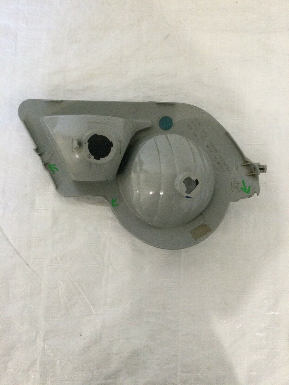 2002-2006 Chevy Avalanche Right Corner Park Light Passenger Side OEM RH