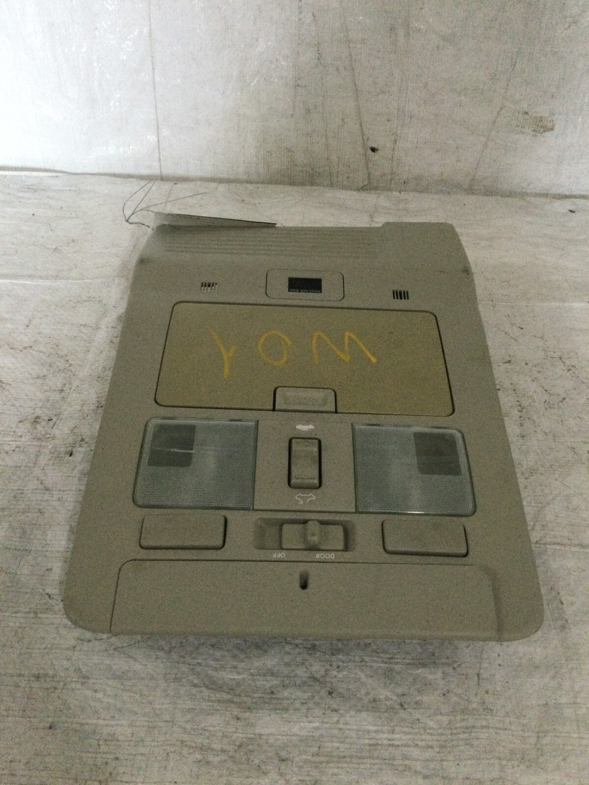 2006 Infiniti M45 Front Overhead Console OEM