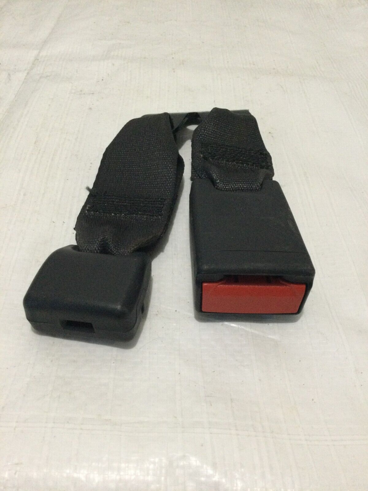 2018-2020 Buick Regal Rear Right Seat Belt Buckle OEM