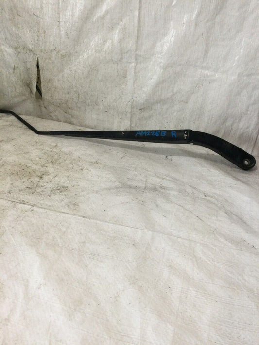 2015 Chrysler Town & Country  Front Right Wiper Arm OEM