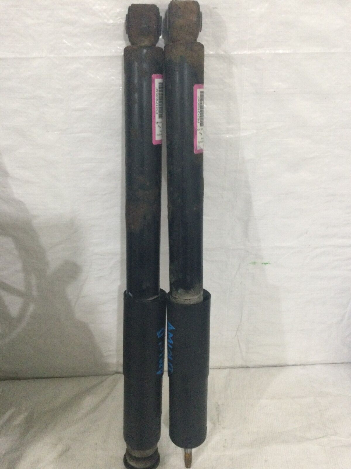 2006 Dodge Ram 3500 Rear Shock Absorber Pair OEM