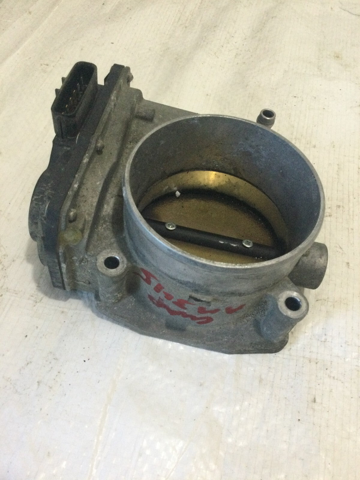 2005 Toyota 4Runner Throttle Body Valve Assembly OEM 4.7L V8