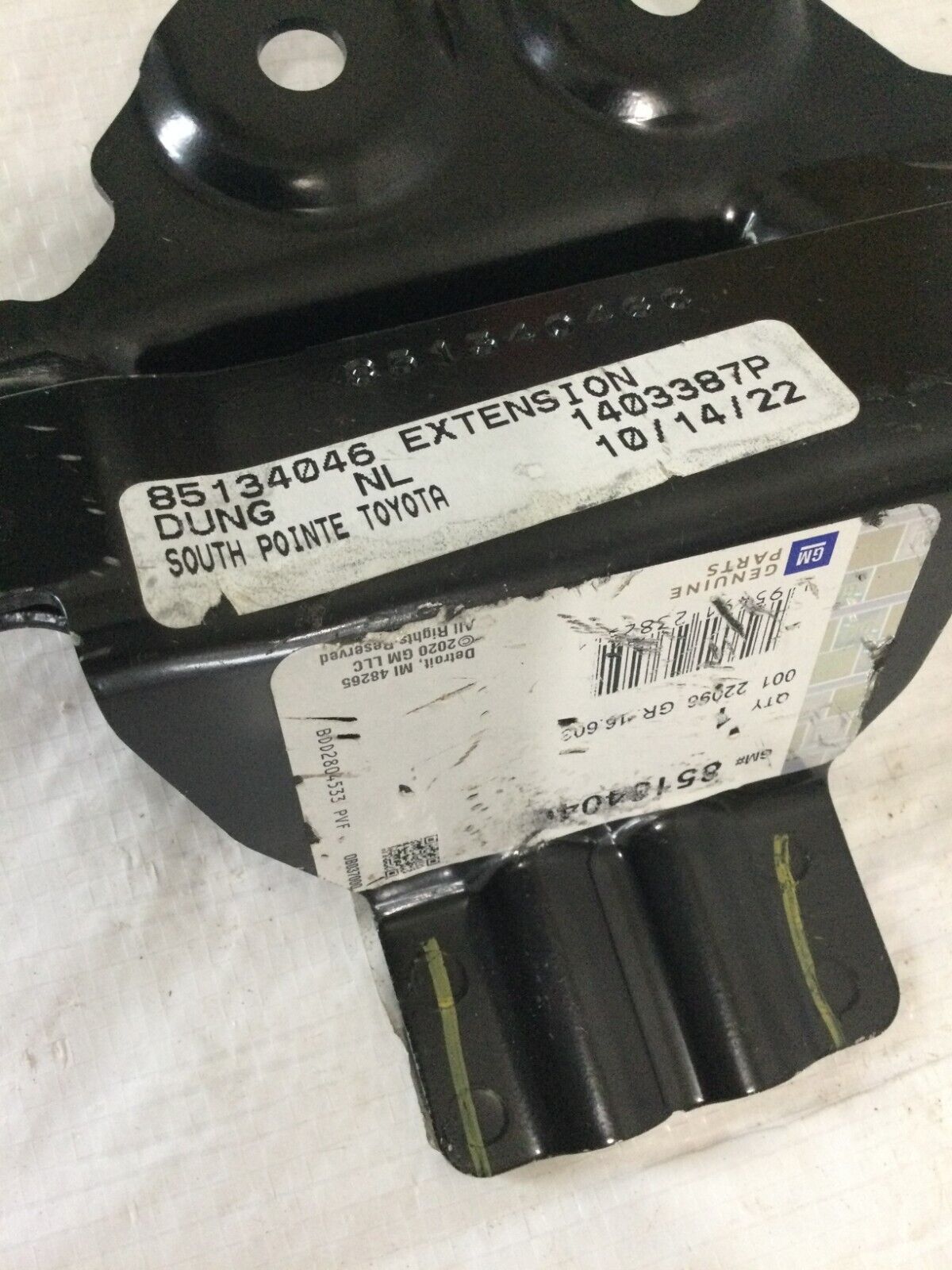 2019-2021 Chevrolet Silverado 1500 Left Front Motor Extention Bracket  85134046