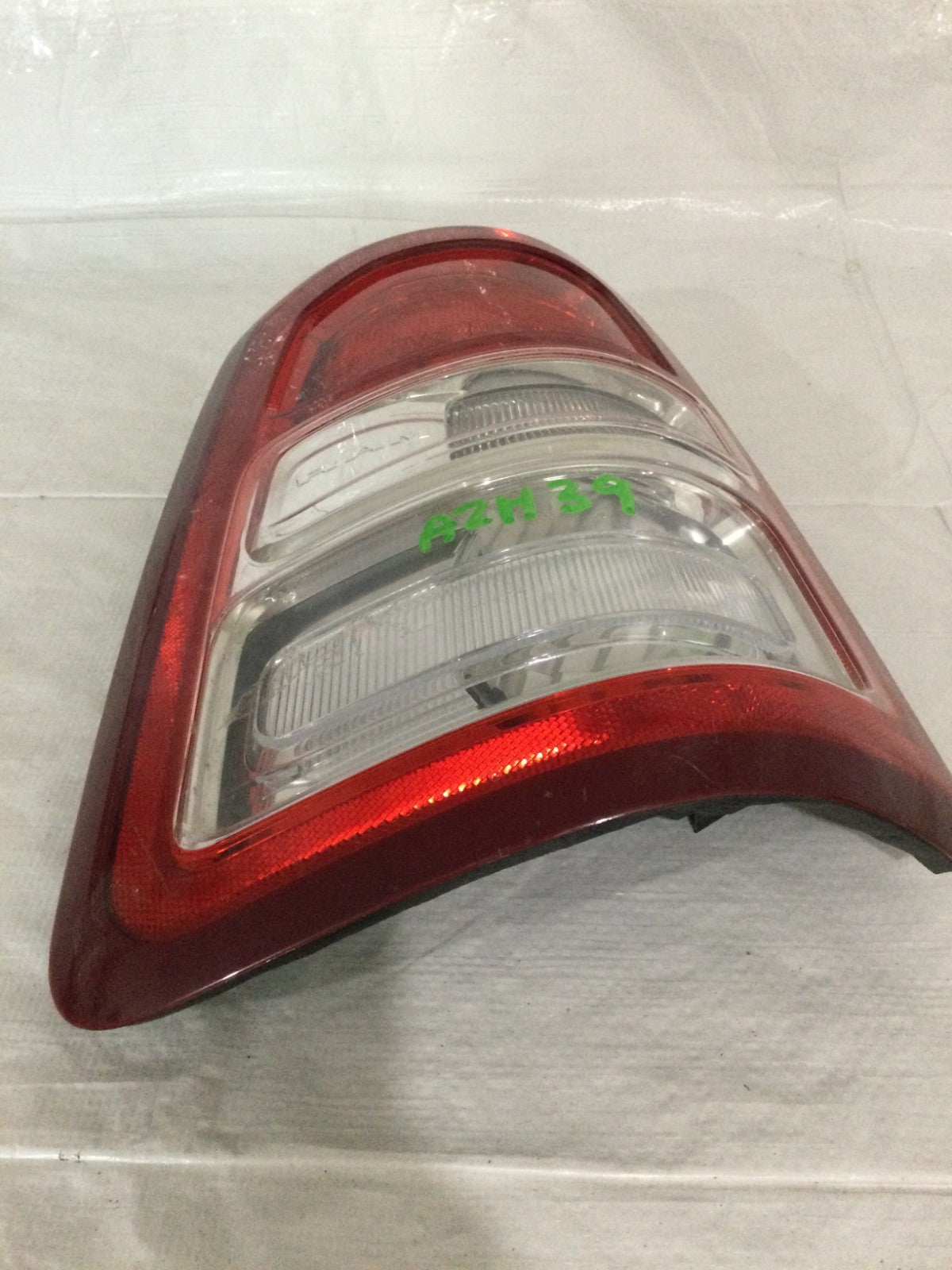 2019-2024 Dodge Ram 1500 Left Driver Tail Light OEM 55112989AE HAS SOME SCUFFS
