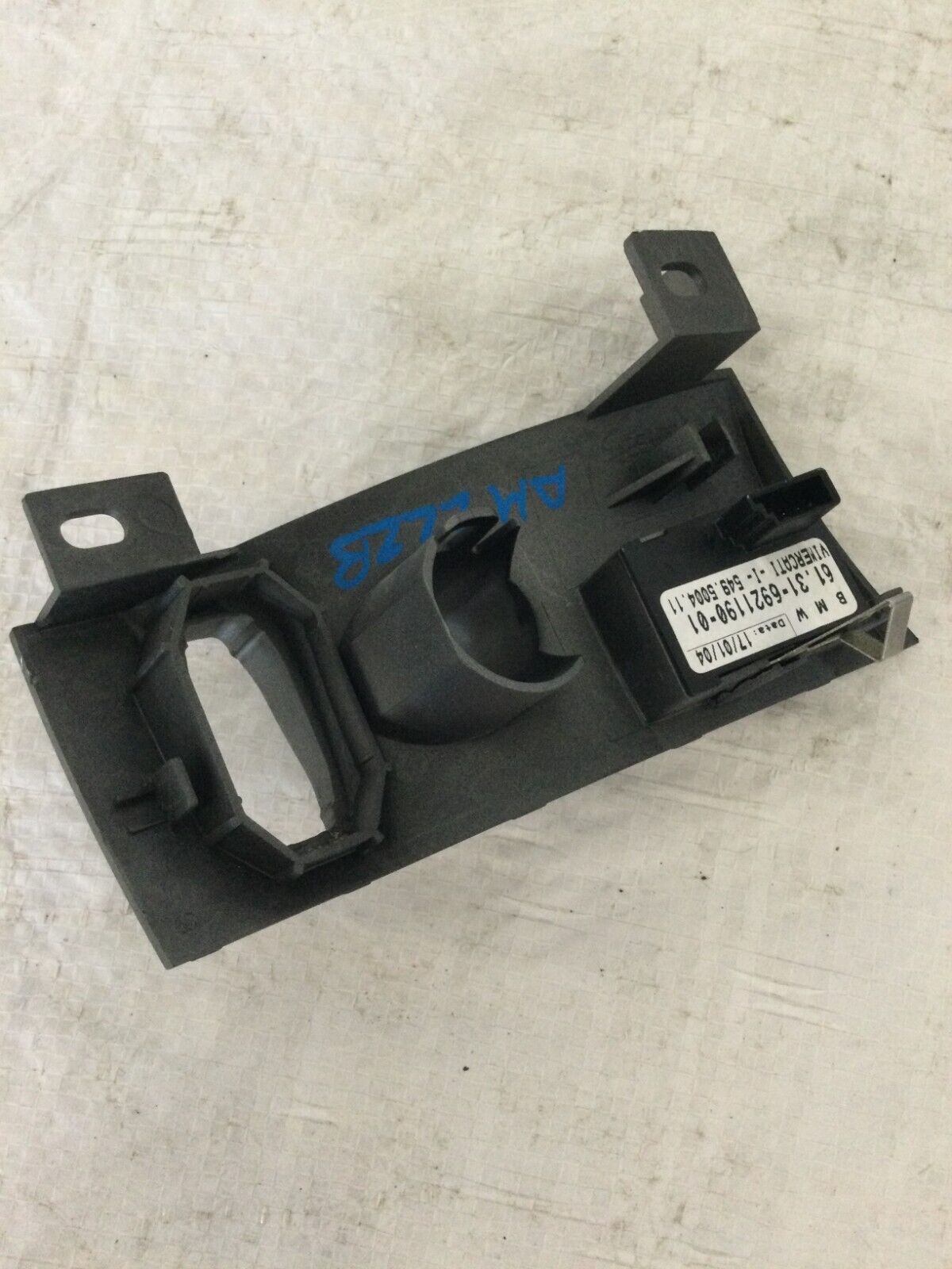 2004 BMW 745i E65/E66 Ignition Button Parking Switch Cover 6921190 OEM