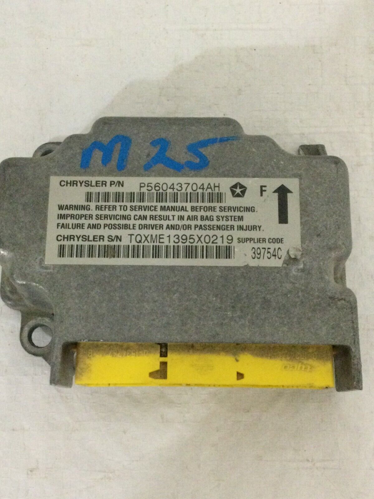 2004-2005 Dodge Ram 2500 SRS Restrain Control Module OEM 56043704AH