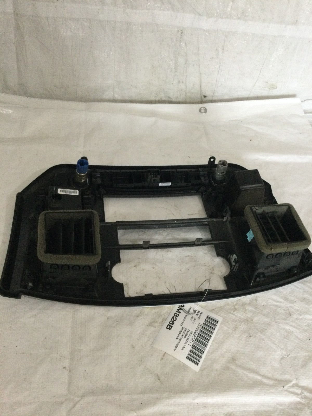 2007 Dodge Ram 1500 Dash Radio Climate Control Vents Trim Bezel OEM 5KR601DHAB