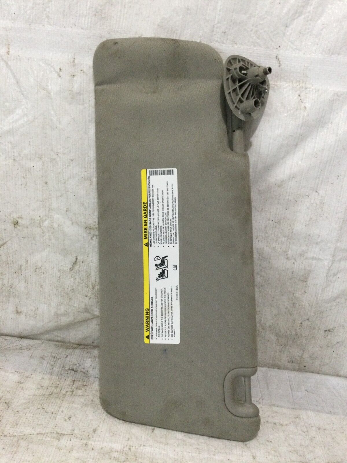 2018 RAM 1500 Right Passenger Side Illuminated Sun Visor OEM