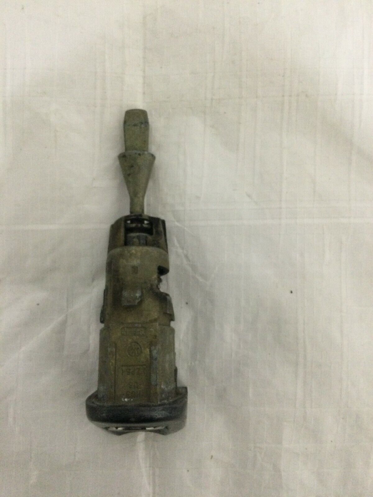 2007 Volkswagen Golf GTI Front Left Door Lock Cylinder OEM