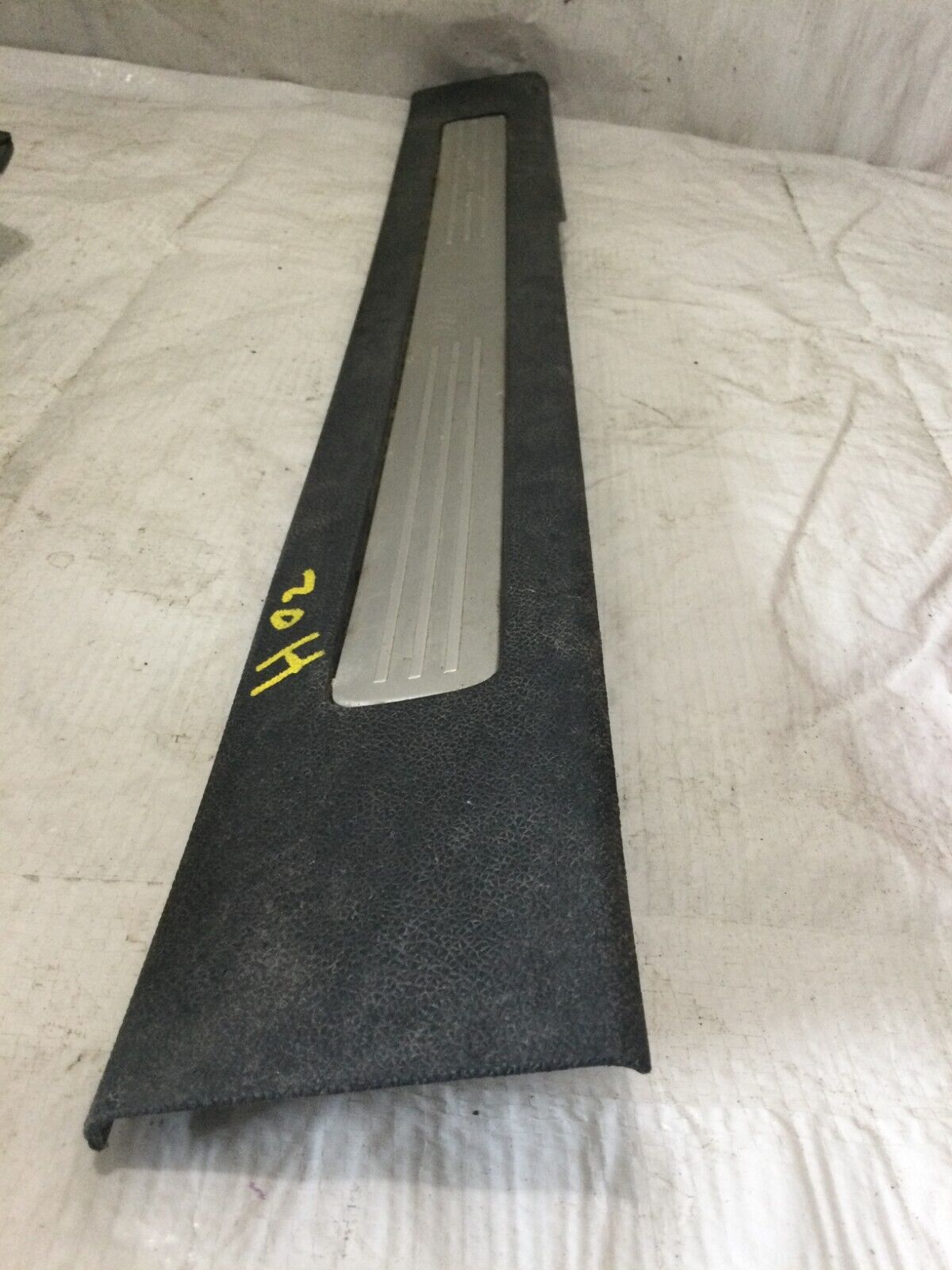 2007 Cdillac Escalade Front Left Driver Sill Scuff Plate OEM