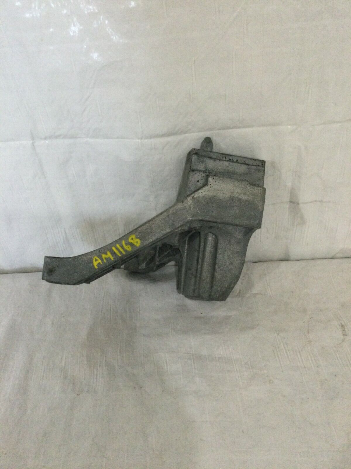 2004 Honda Accord Motor Support Bracket OEM 2.4L