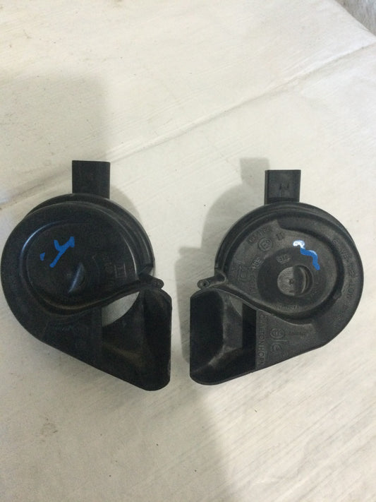 2013 Audi A4 2.0L Horn Set Of Two OEM