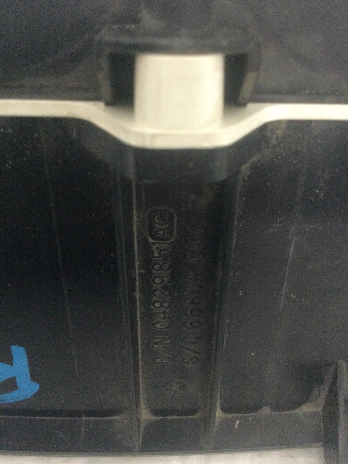 2003 Dodge Ram 2500 Speedometer Cluster KPH 56000954AI OEM 4.7L