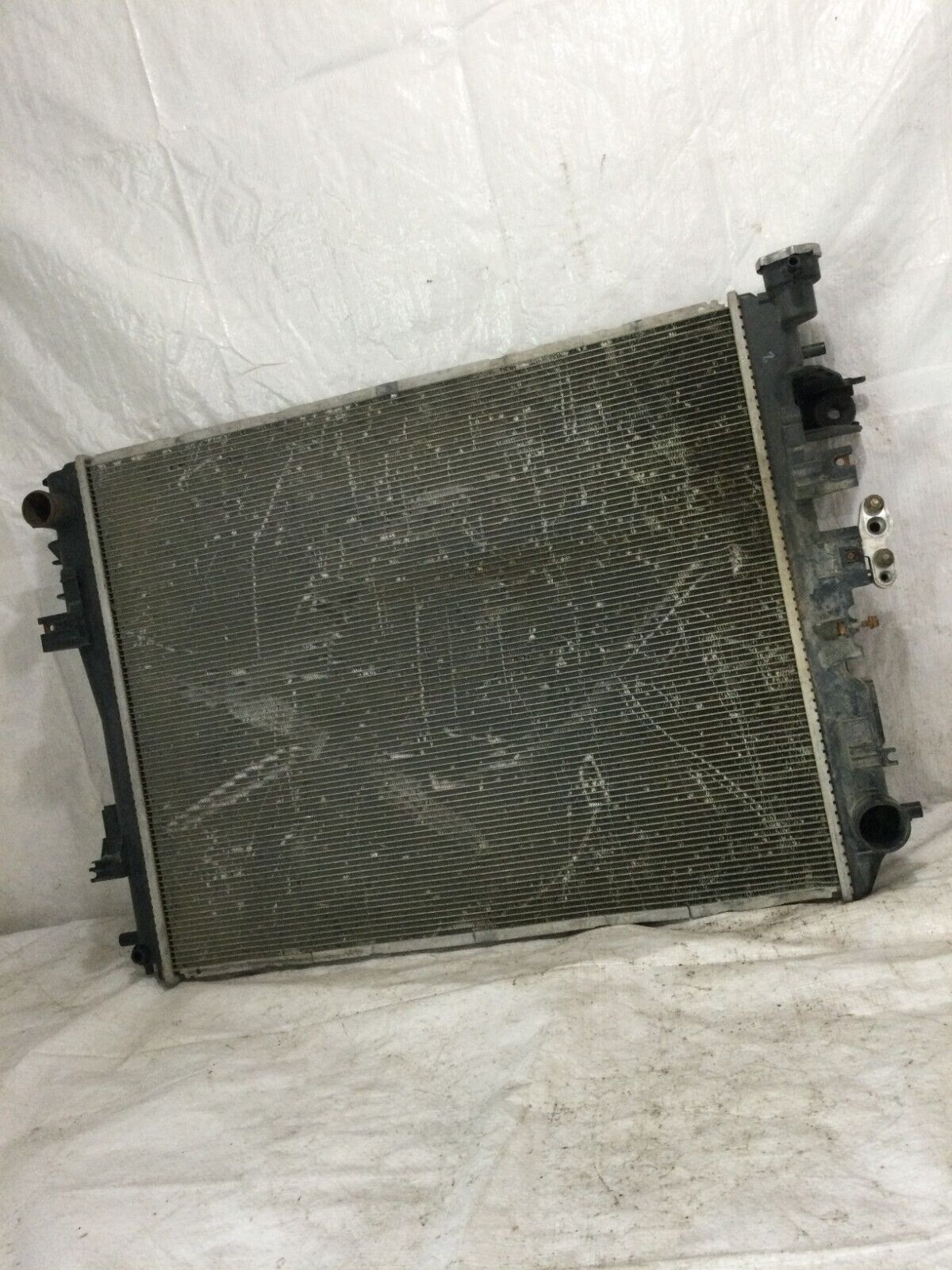2007 Dodge Ram 1500 Radiator Assembly OEM 55057096AD