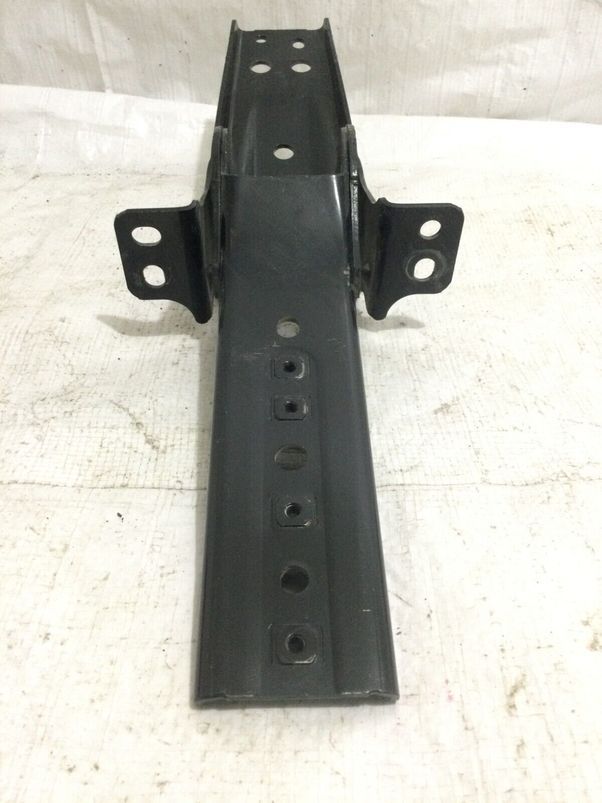 2019-2022 GMC Sierra 1500 Upper Tailgate Hinge Right OEM RH