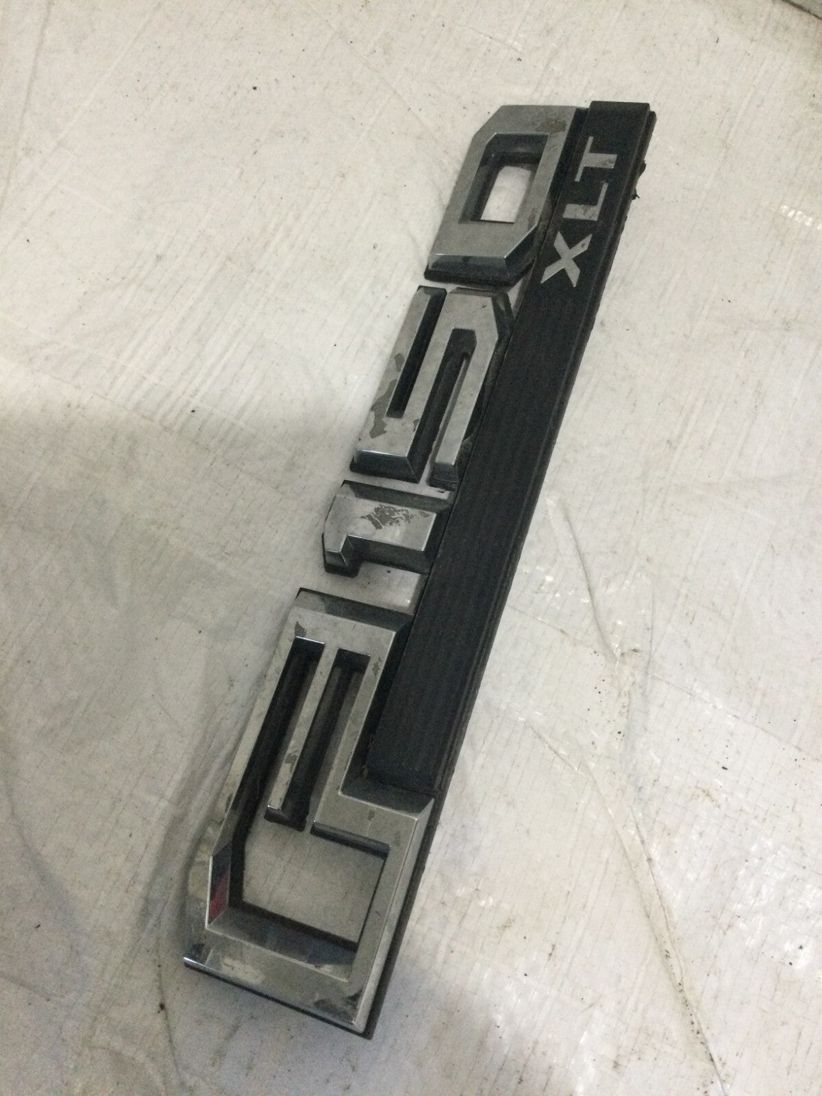 2016-2017 Ford F-150 F150 XLT Fender Emblem OEM