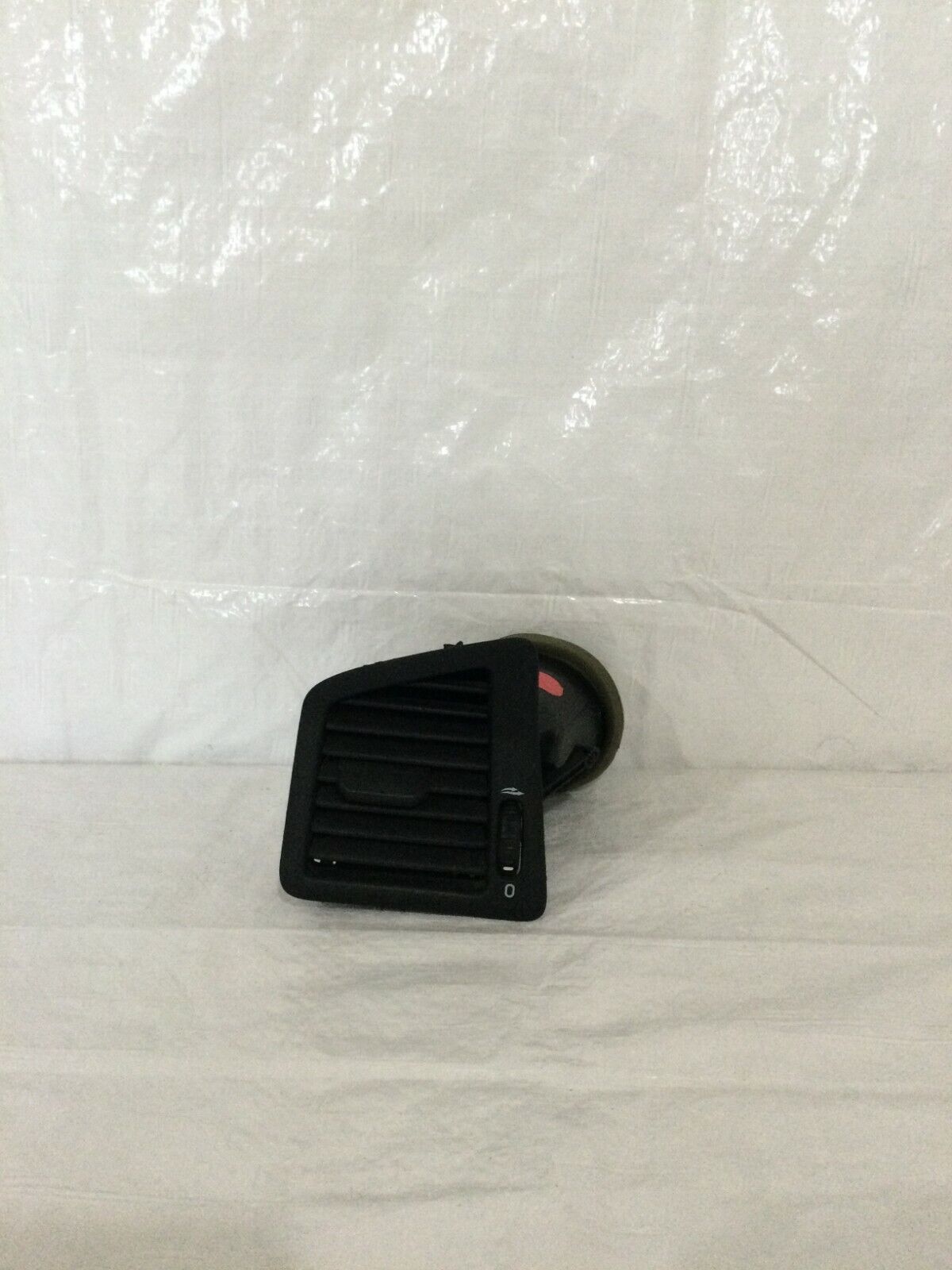 2004 Volvo S60 Left Driver Dash Air Vent OEM 3409373