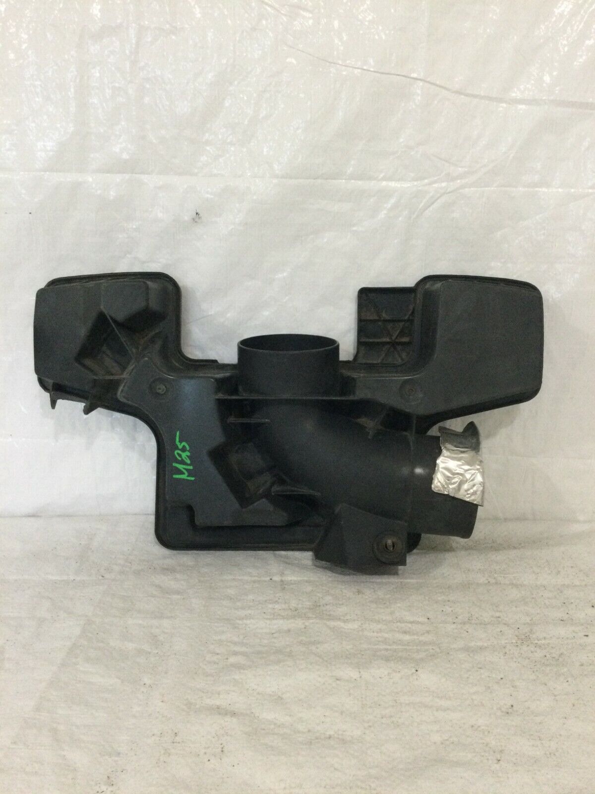 2005 Dodge Ram 2500 Air Intake Tube Resonator OEM HEMI 2.4