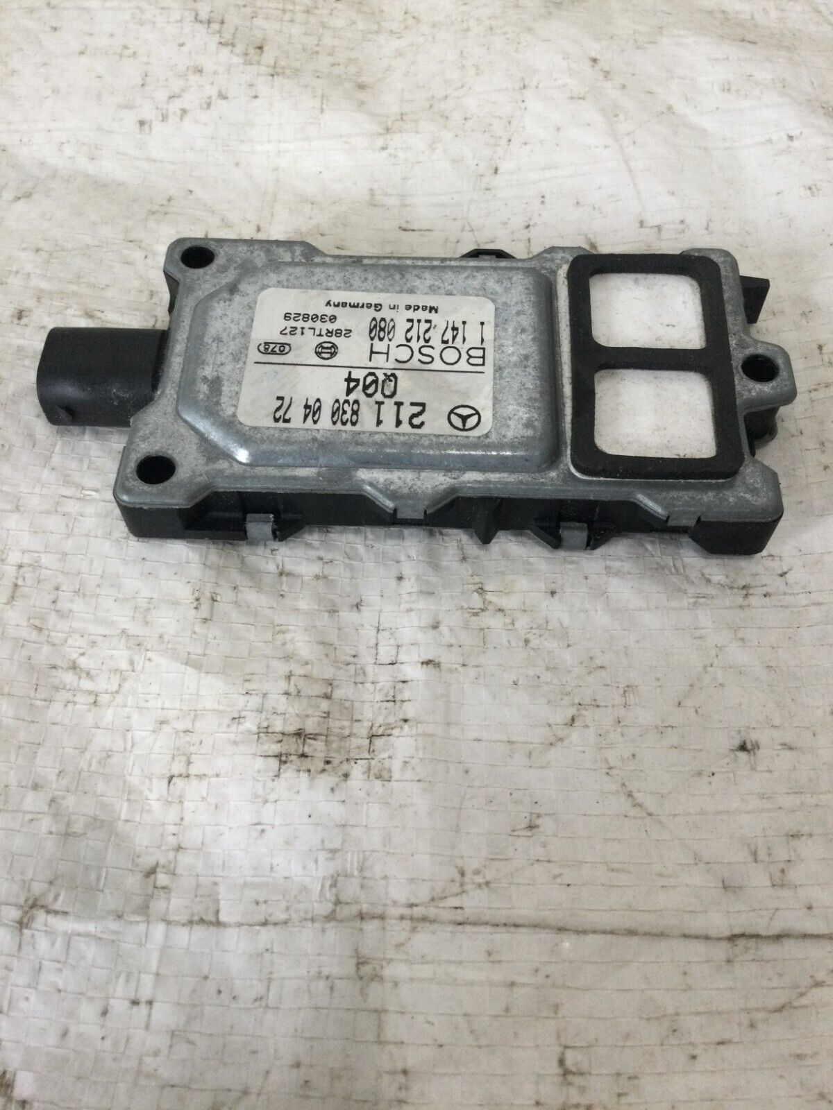 2004 Mercedes Benz S430 Air Emission Sensor Module OEM 2118300472
