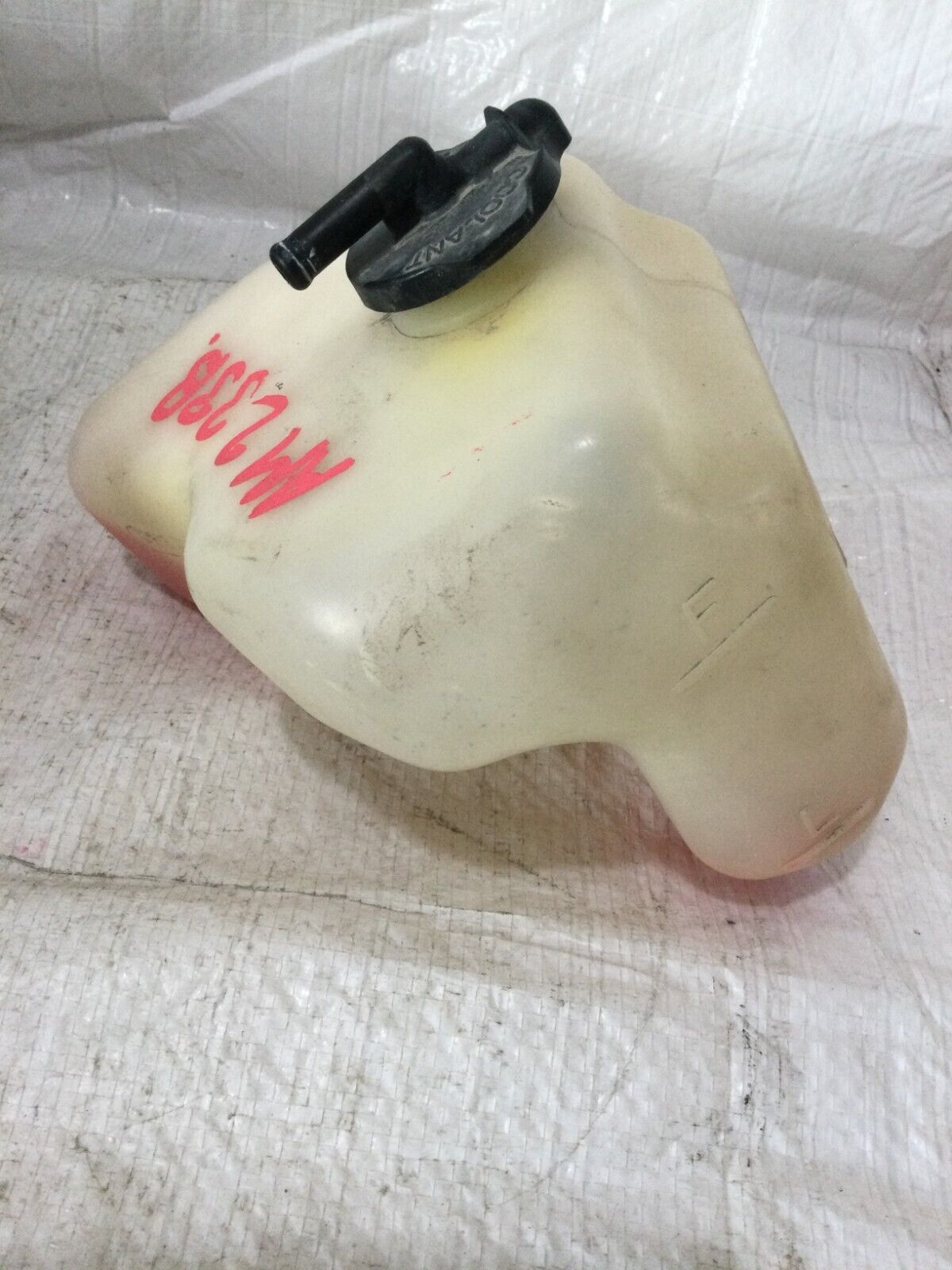 2001 2002 2003 Toyota Highlander Coolant Reservoir Recovery Tank Bottle OEM
