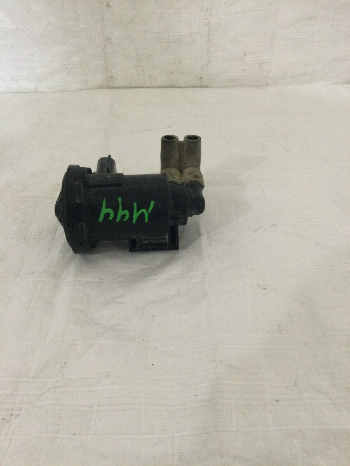 2004 Dodge Ram 1500 Fuel Vapor Canister Solenoid OEM 5.7L