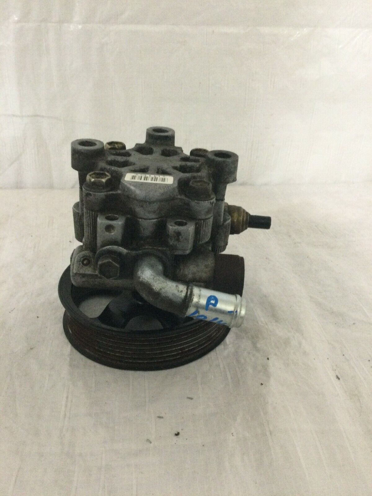 2004 Toyota RAV4 Power Steering Pump OEM