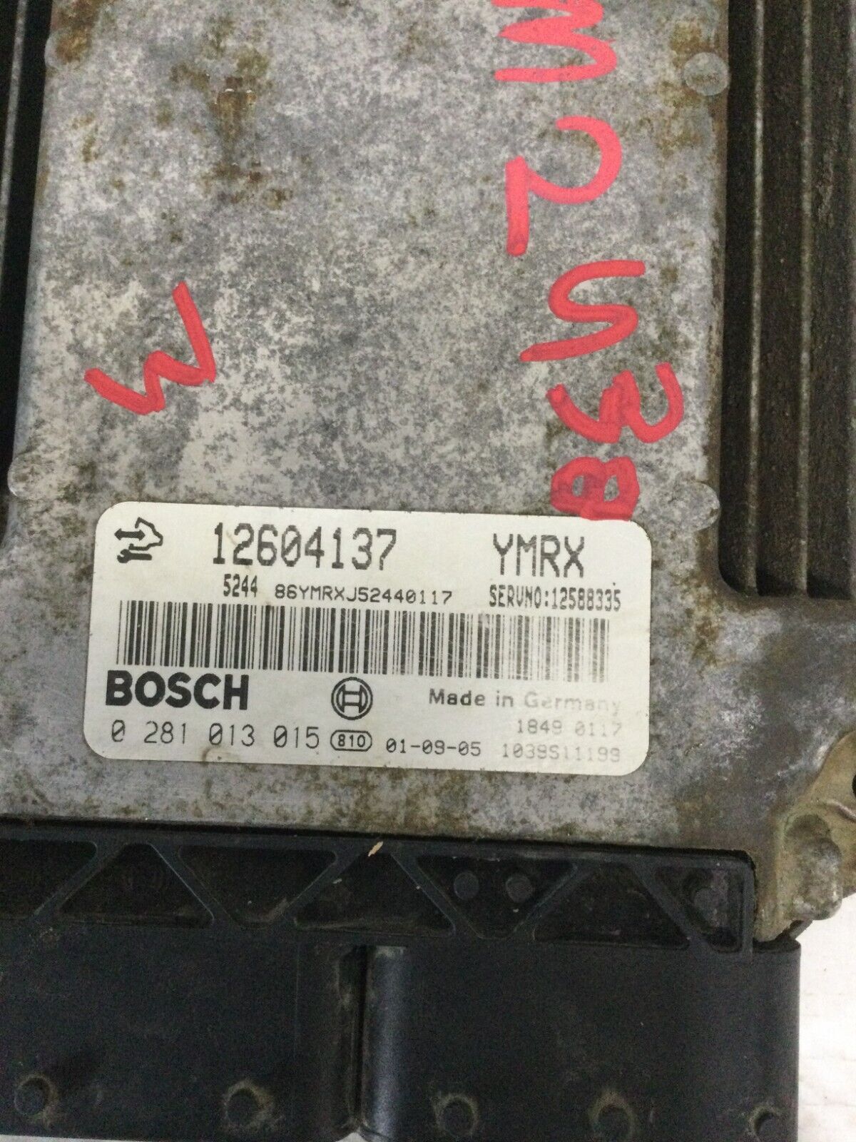 2006 GMC Sierra 2500HD  ECM Engine Control Module  12604137 OEM