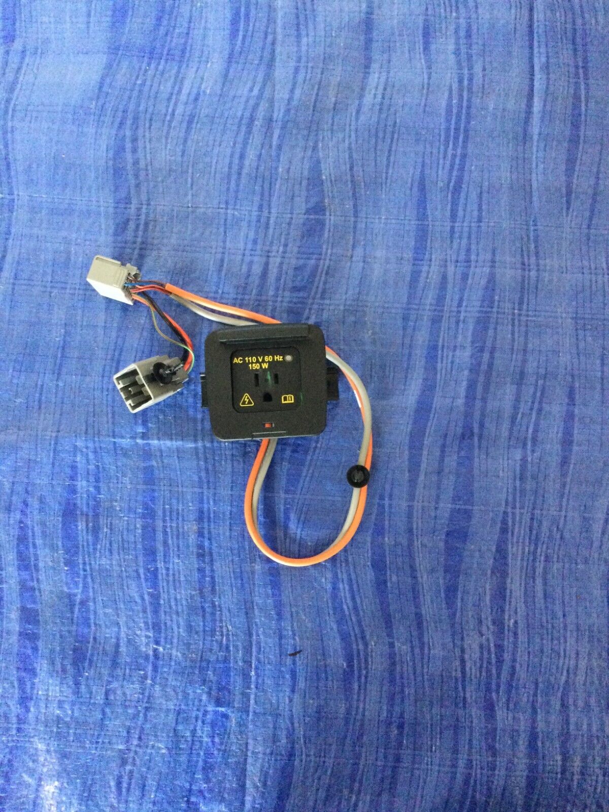 2018 Ford Escape Accesory Power Outlet Plug OEM