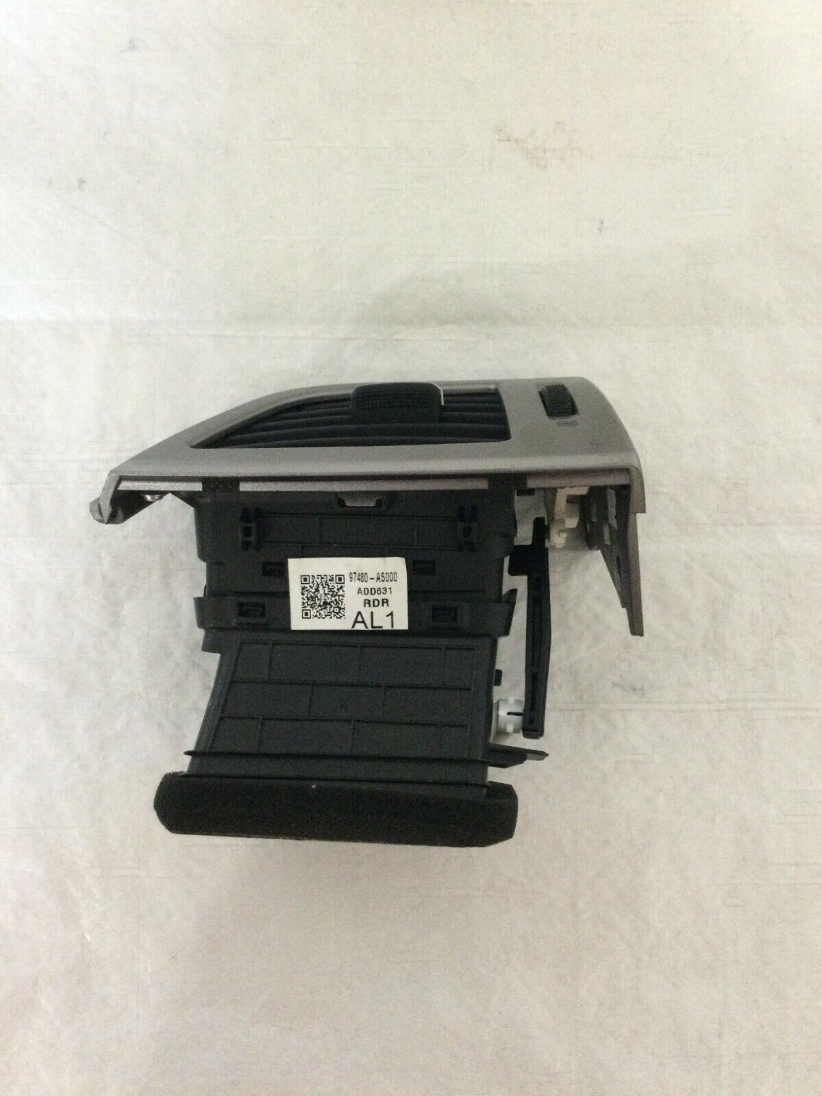 2016-2017 Hyundai Elantra GT Left Driver Side Dash Air Vent OEM LH 97480-A5000