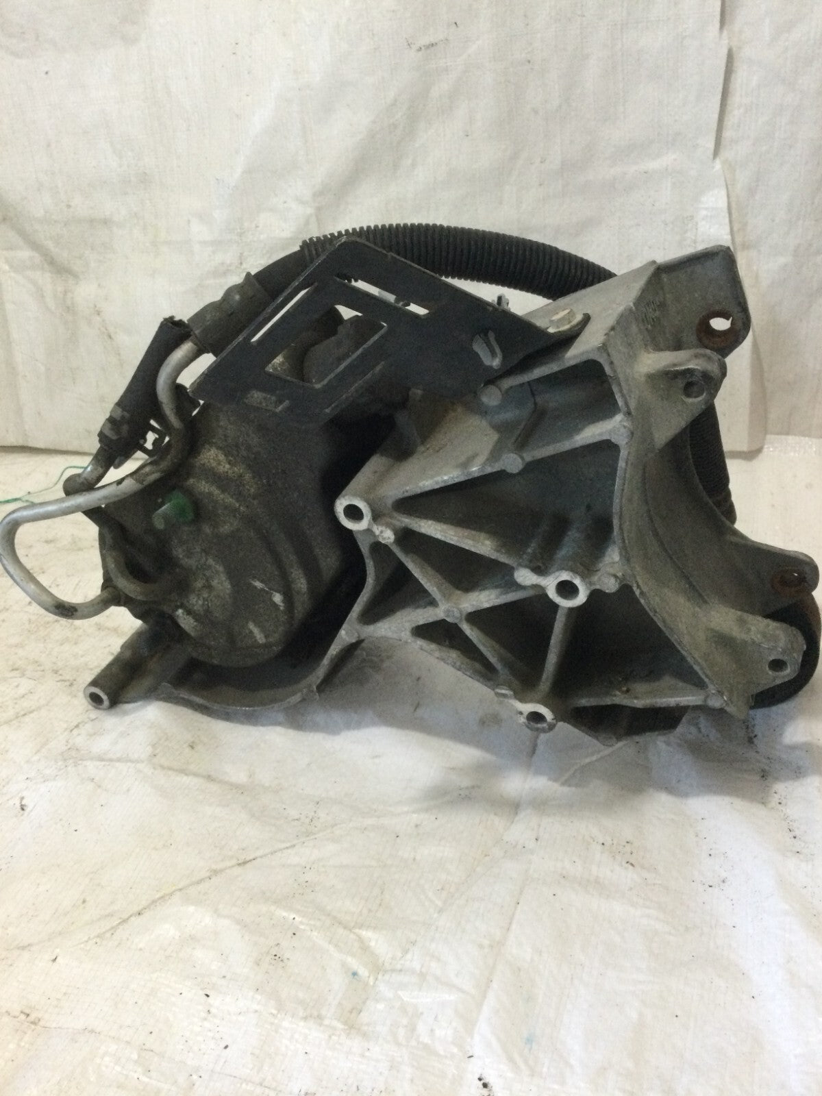 2005 Chevrolet Silverado 1500 Power Steering Pump Motor W/ Bracket OEM