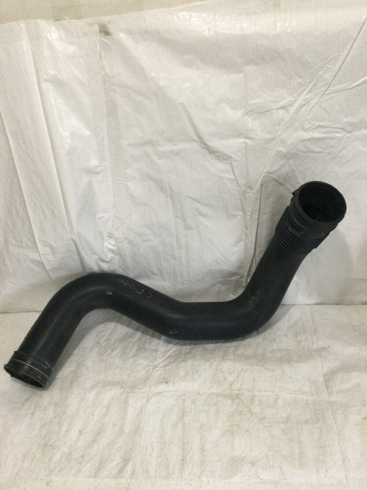 2004-2007 Ford F-350SD F350 Super Duty Air Duct Hose To Intake Manifold Tube OEM