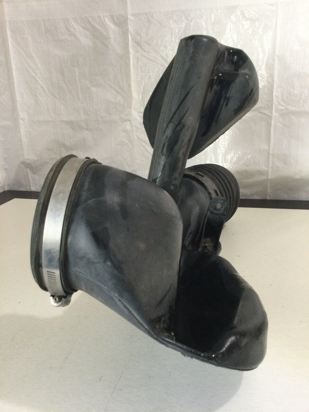 2003-2006 Chevrolet Silverado 1500 Air Intake Tube Duct Hose 25335335 OEM