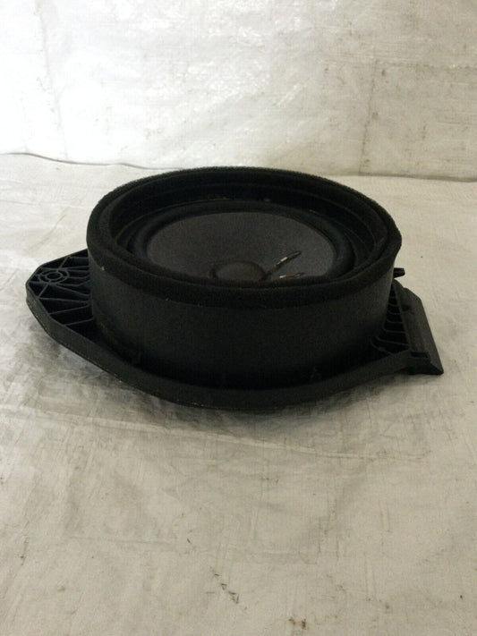 2015 Chevrolet Silverado 1500 Left Door Speaker 22743232 OEM