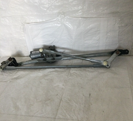 2006 GMC Yukon Windshield Wiper Motor W/ Linkage OEM 15287854