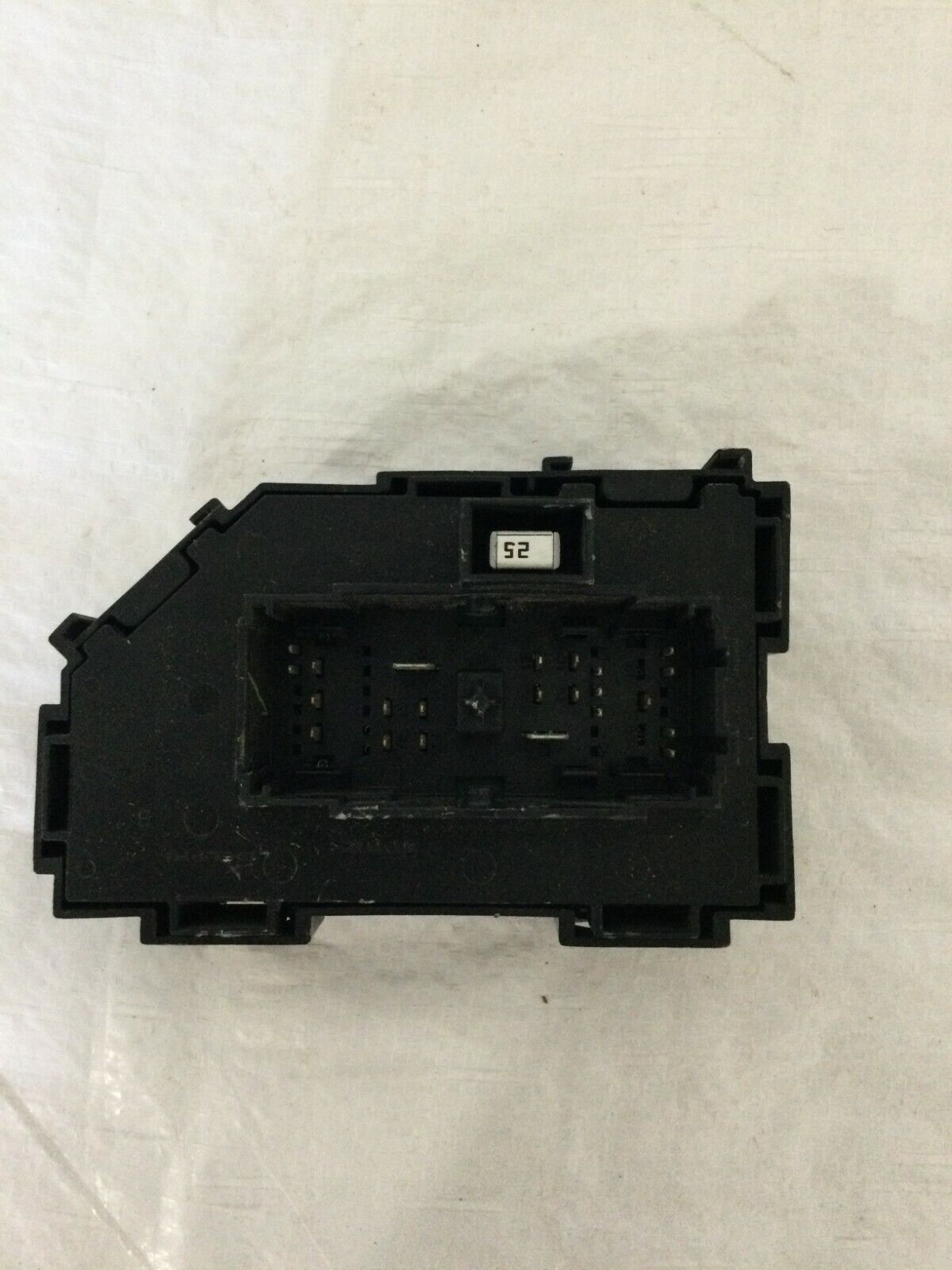 2007 GMC Yukon Cabin Fuse Box OEM 15925044