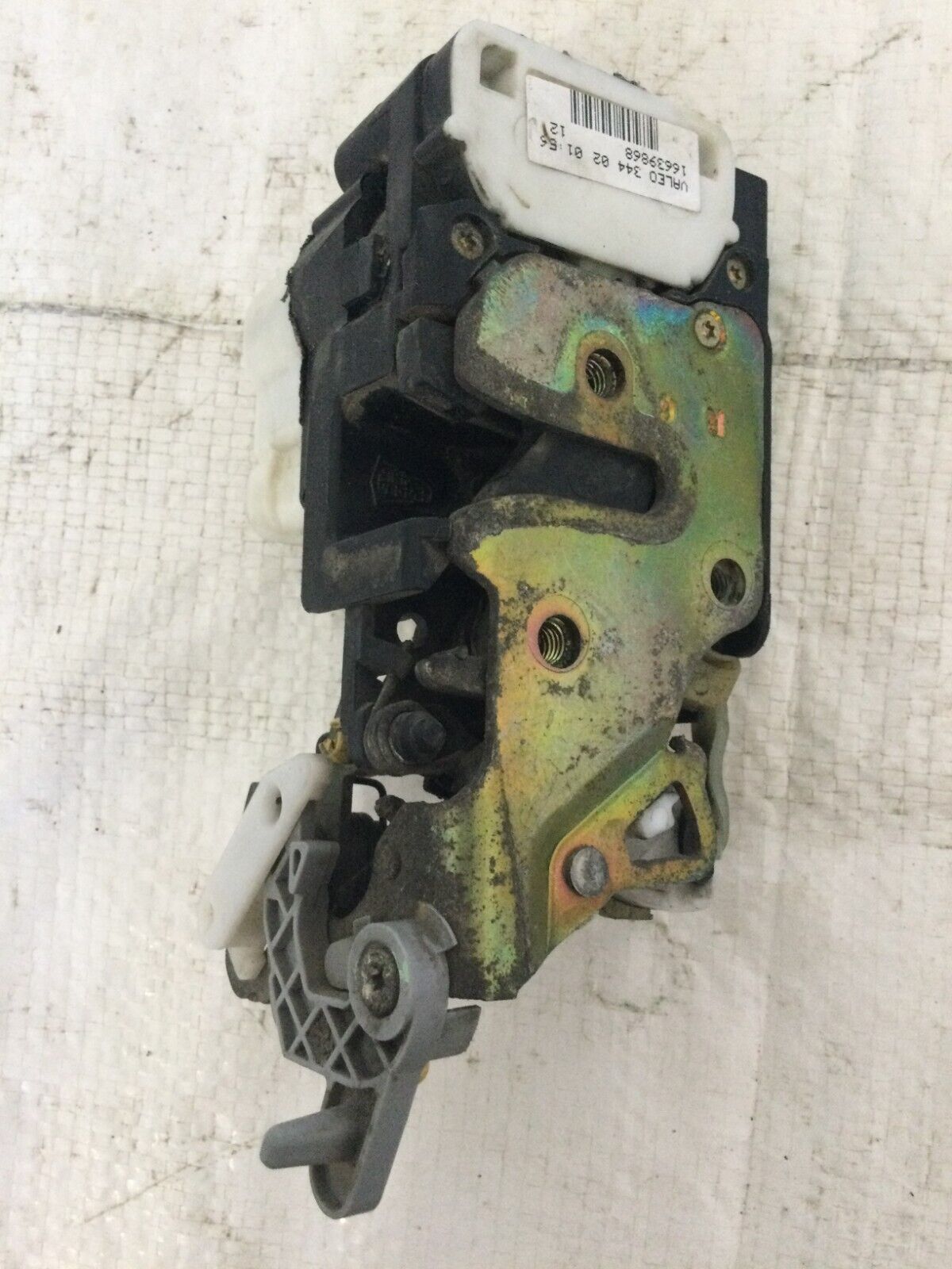 2003-2006 Cadillac Escalade EXT Rear Right Door Lock Actuator OEM 16639868