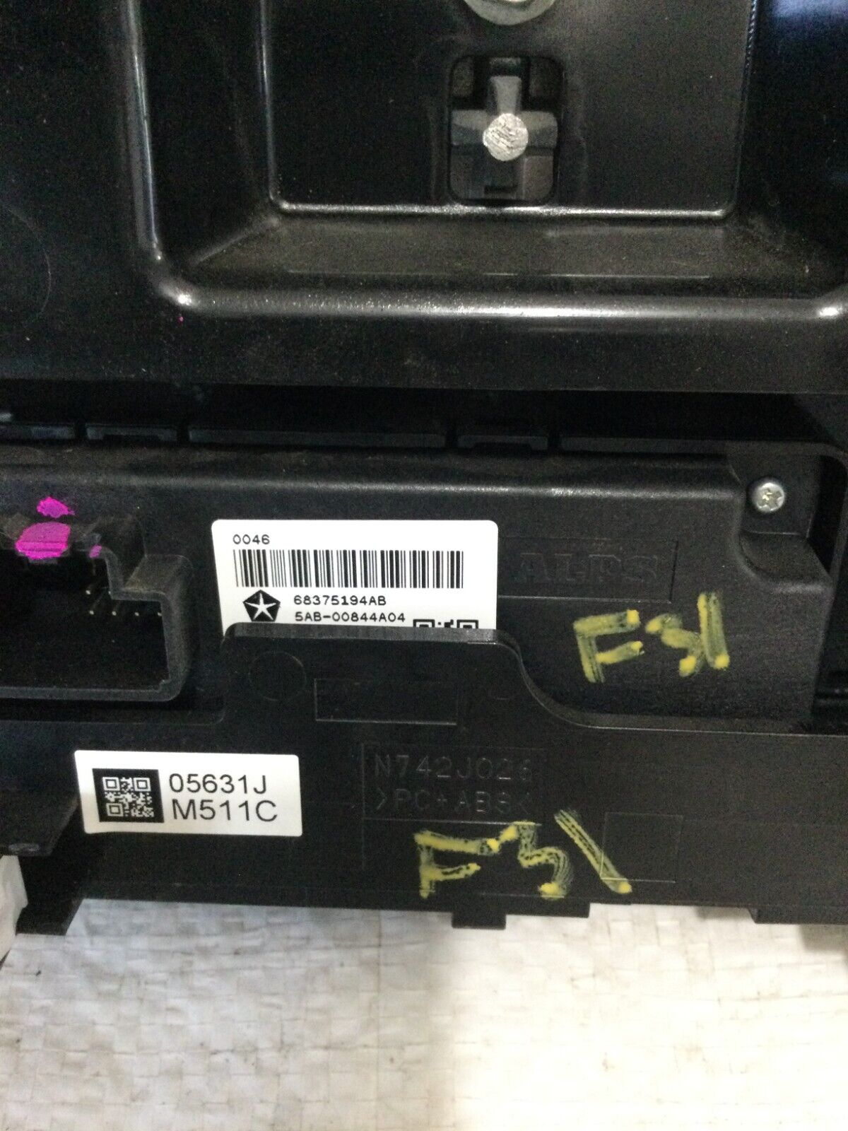 2021 Dodge Ram 3500 Longhorn Navigation Center Stack 12" Touch Screen Bezel OEM